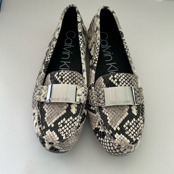 Calvin Klein Snakeskin leather loafers flats Size 7 - Picture 8 of 9